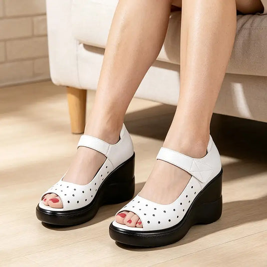 【35-40】Sandalias de moda con plataforma y suela de cuña, con aberturas y transpirables.